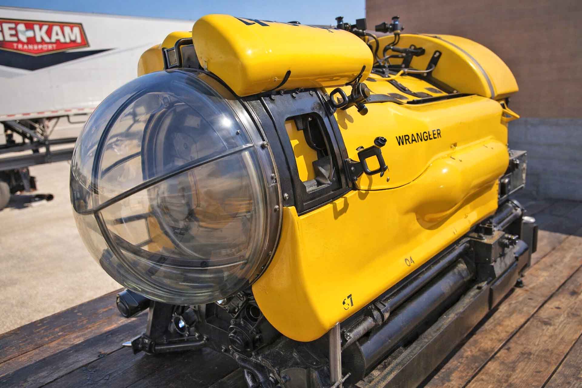 Wrangler ADS | One-Atmosphere 1,200ft Diving System